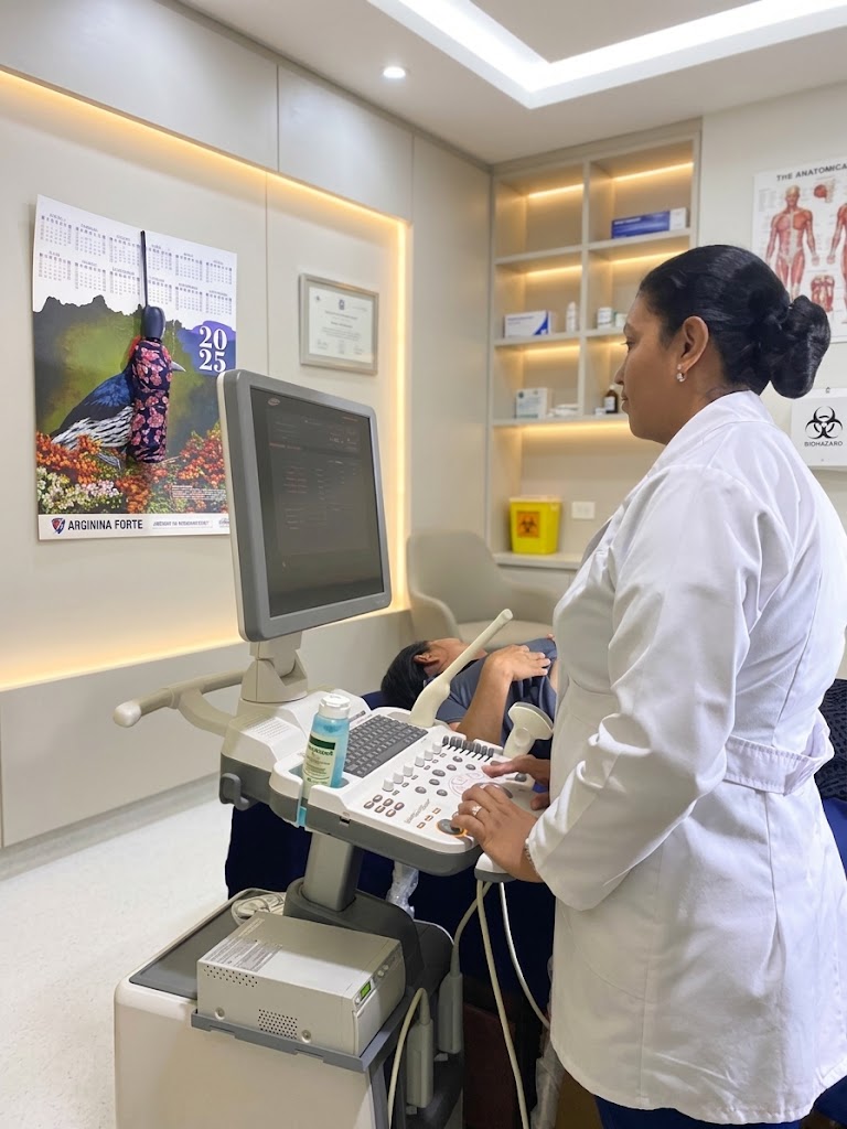 Dra. Esther Herrera Méndez, ultrasonografista